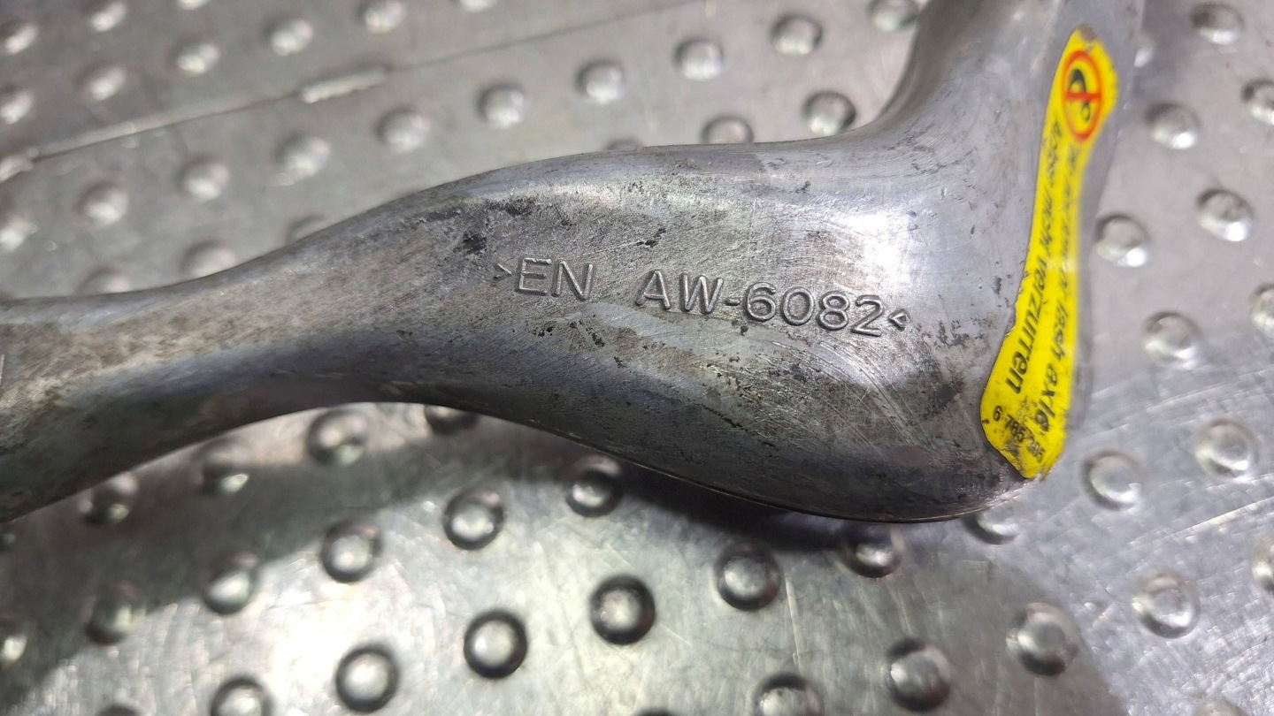 braccetto Destra Anteriore 6763708 BMW E81 E82 E87 E88 E89 E90 E91 E92 E93 X1 E84