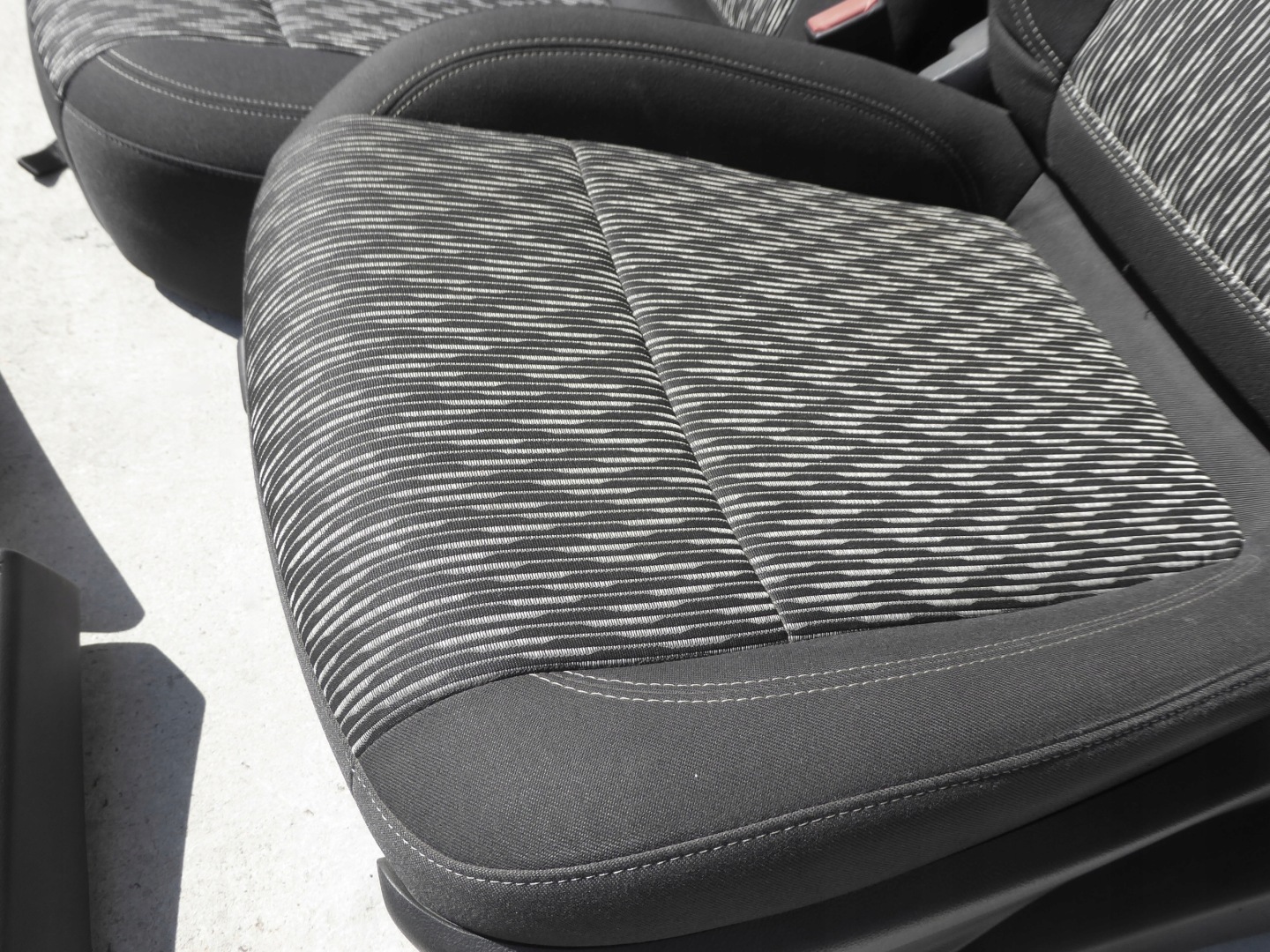 seats upholstery OPEL MOKKA