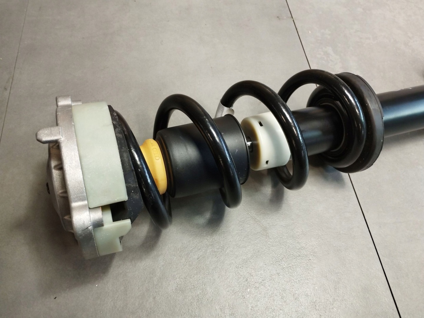 Audi A5 B10 shock absorber front spring 8B3413031AG