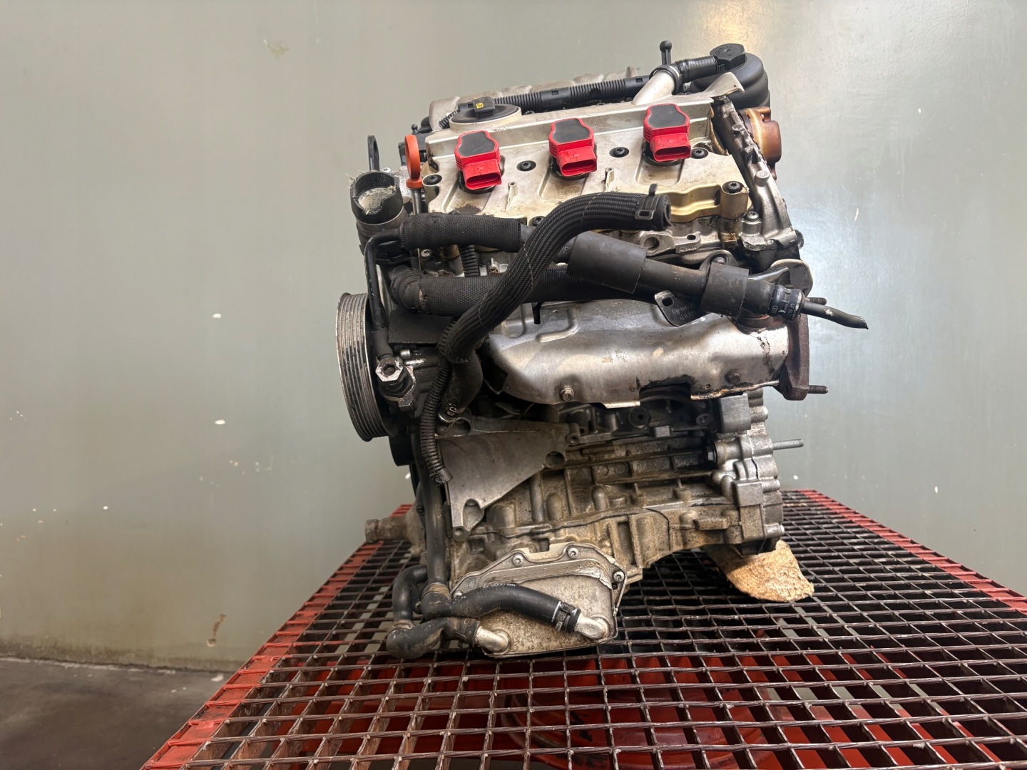 engine petrol- pillar AUDI A6-C6 2.4 B BDW 2007