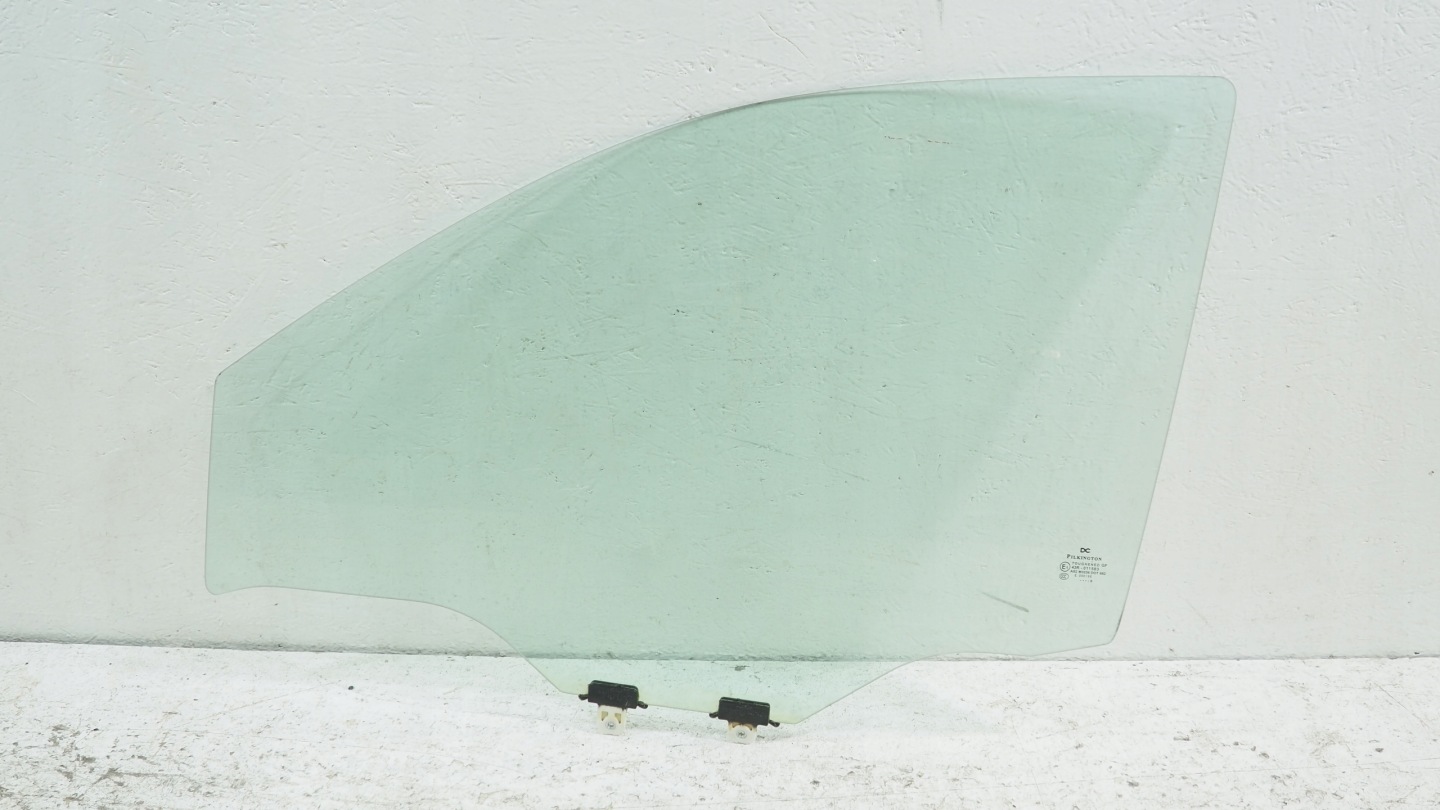 Renault Alaskan Nissan Navara window door left front