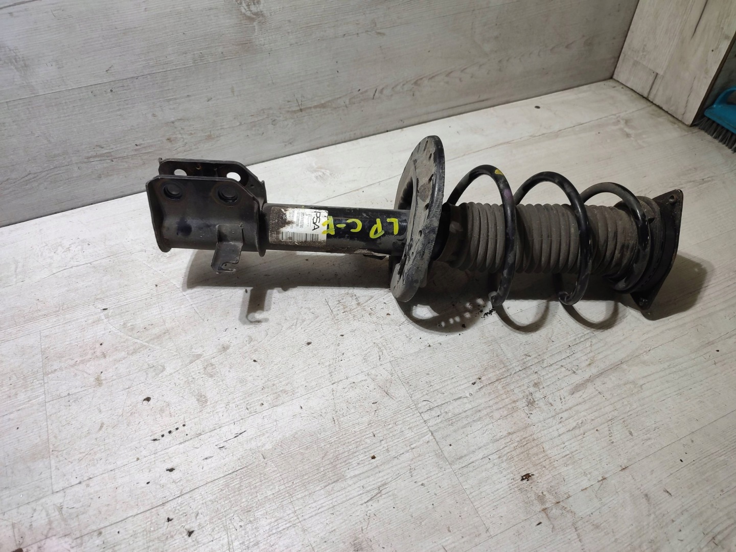 Opel Corsa F 2020 right side shock absorber