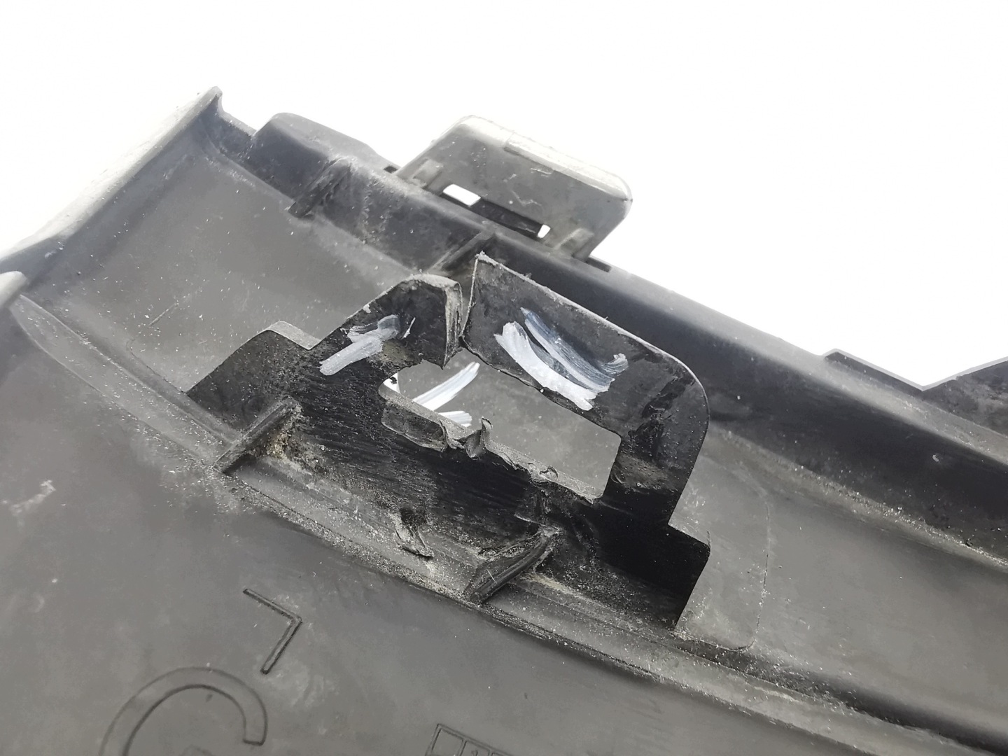 mřížka nárazníku předek mlhovky levá CITROEN C-ELYSEE LIFT 99893388