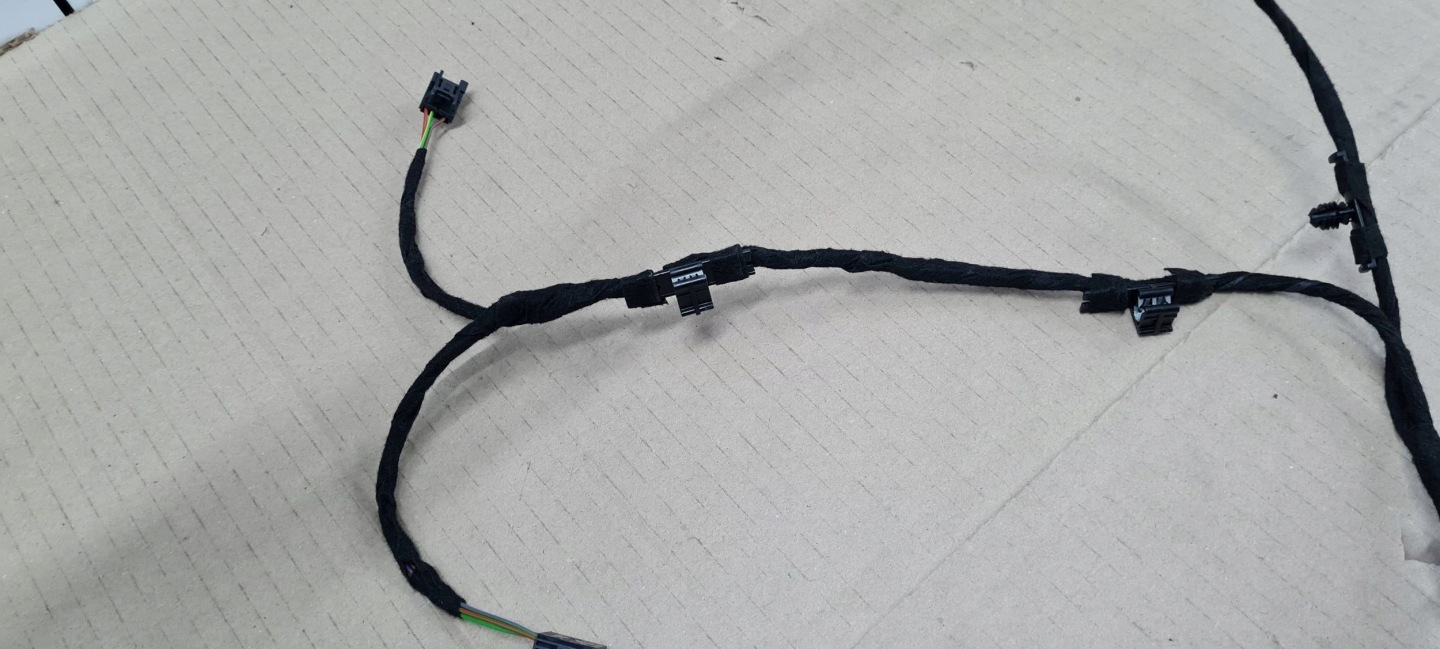 SQ8 4M RSQ8 Q8 bundle wiring BOCZKA door left front 4M8971035CD