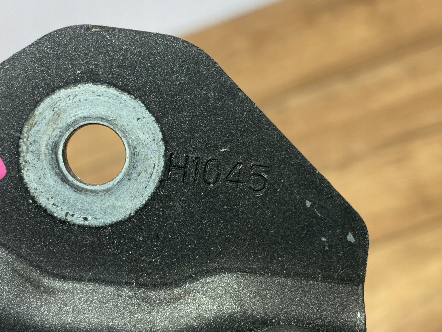 hook rygiel skobel bonnet Ford Explorer VI 2020+ USA