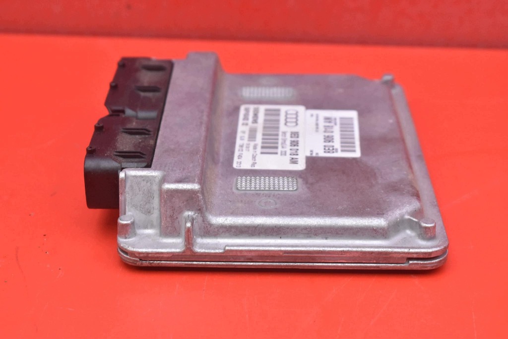 control unit computer of the engine 8E0906018AM AUDI A4 B7 1.6 8V 102 KM 04-08