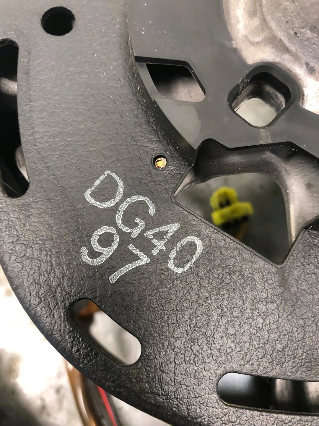 lenkrad PIANKA MULTIFUNKCJA MAZDA 2 DY DG4097