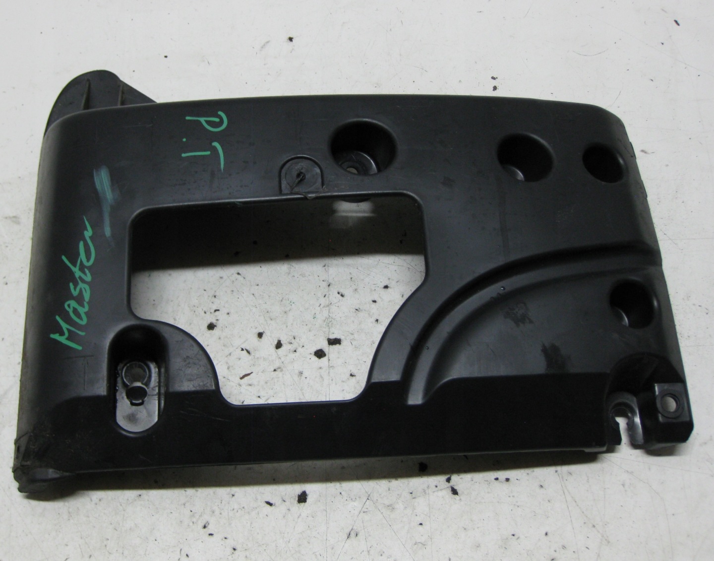 RENAULT MASTER III LIFT bumper bracket right rear part 852220001R
