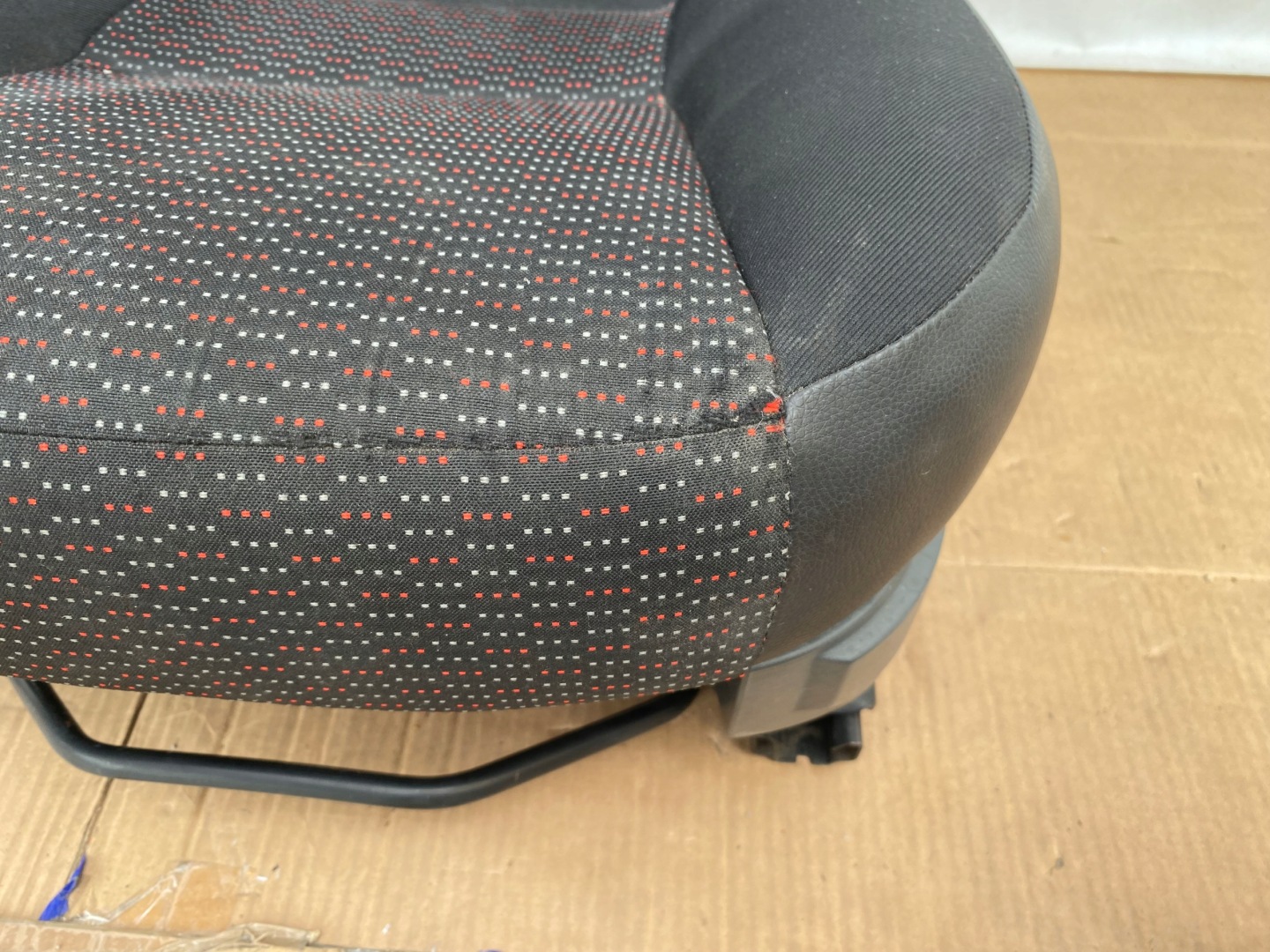 DUCATO BOXER JUMPER 06- seat front left driver´s front z PODLOKIETNIKIEM