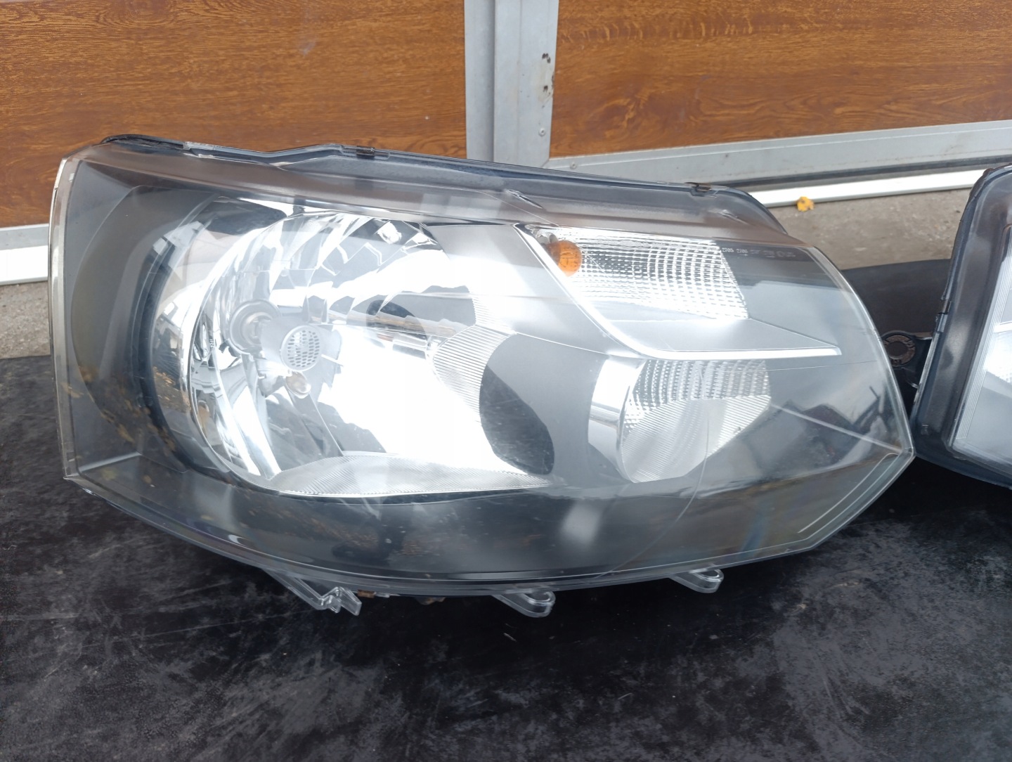 VW T5 LIFT lights front