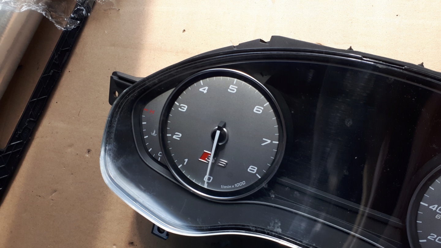 S6 C7 A6 4G dials clock 4.0 TFSI 4G0920981K