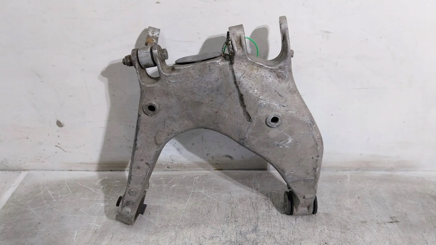 arm rear part right 4D0511516D AUDI A8 D2