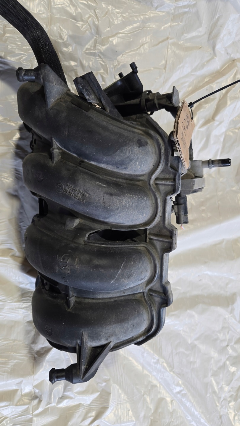 PEUGEOT 308 208 1.6 VTI intake manifold sensor MAP 0261230136