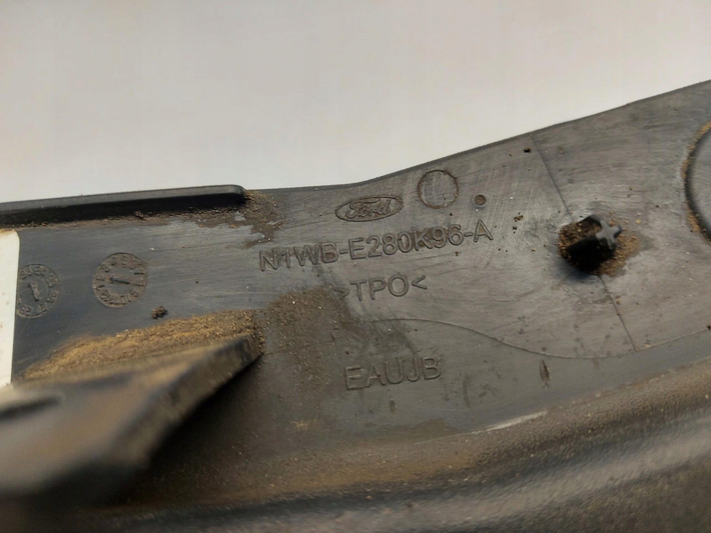 Ford Ranger VI 6 2024r mudguard flap right rear part N1WB-E280K96-A