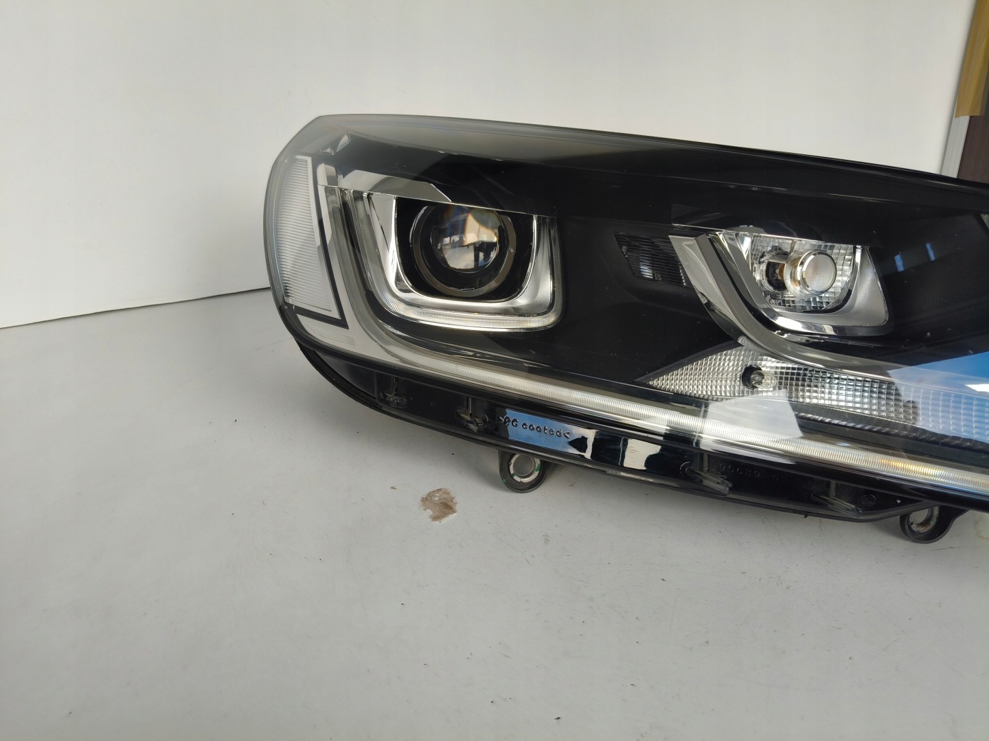 light right REFLEKTOR VW TOUAREG 7P6 14- LIFT XENON LED positioning
