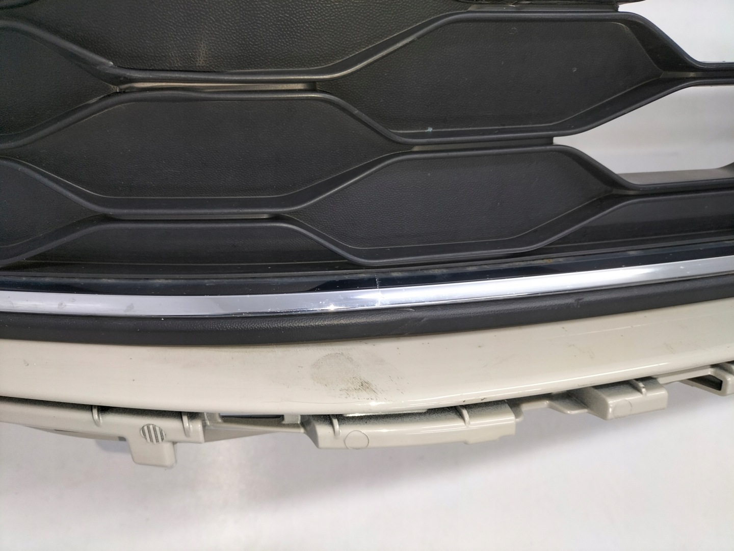 Frontstoßstange vorne VW TAIGO 2G7 21