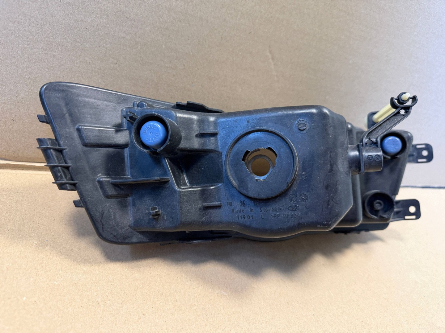 SKODA RAPID 5JA fog light left front 5JA941699