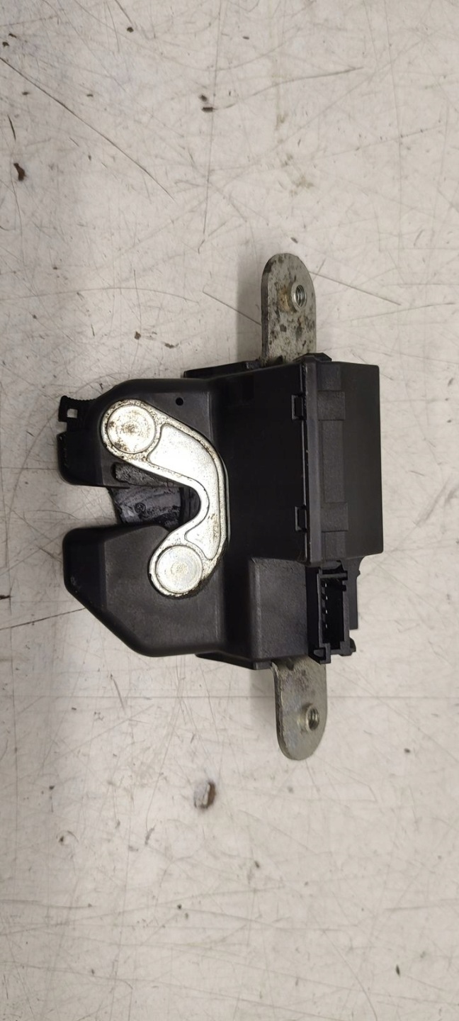 lock bonnet boot Opel Corsa D