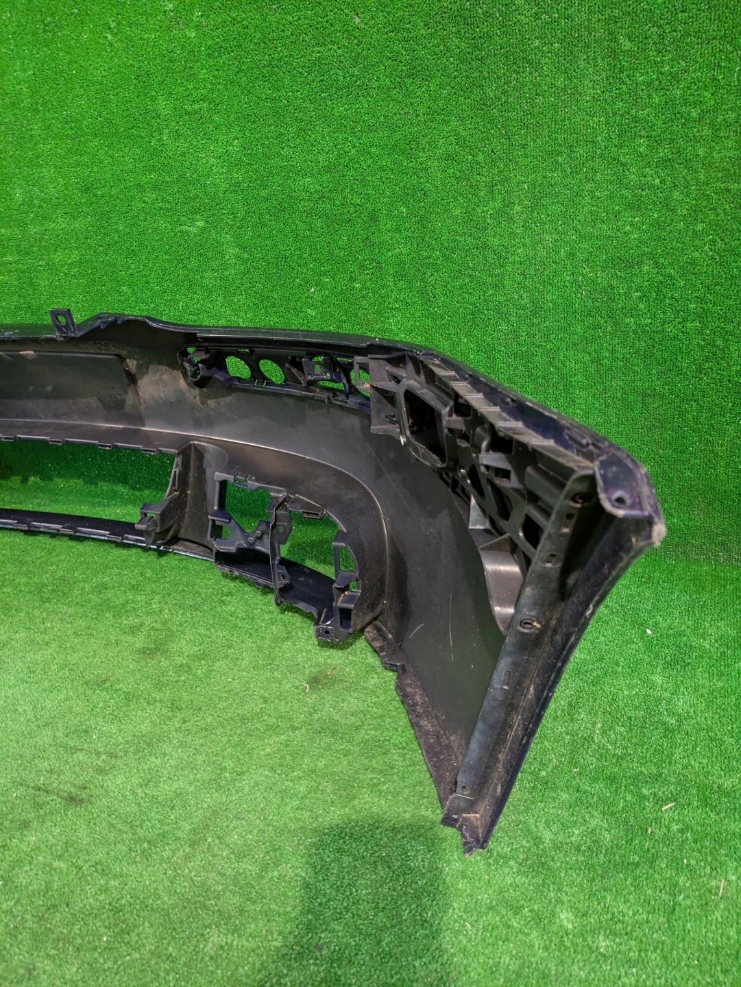 front bumper front VW GOLF V 03- HB