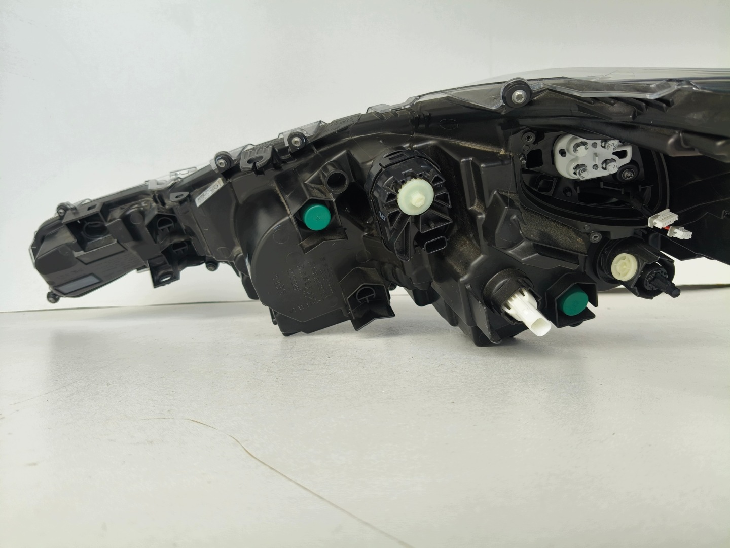 light right REFLEKTOR TOYOTA COROLLA E21 22- LIFT FULL ED