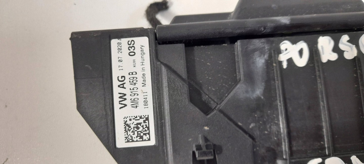 Porsche Cayenne 9Y0 9Y3 terminal plus 4M6915459B (PR41)