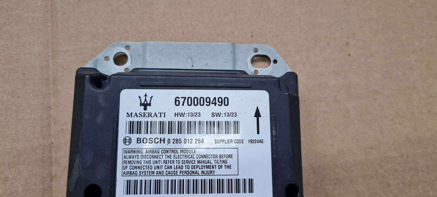 Maserati Quattroporte VI module control unit SENSOR airbag 670009490