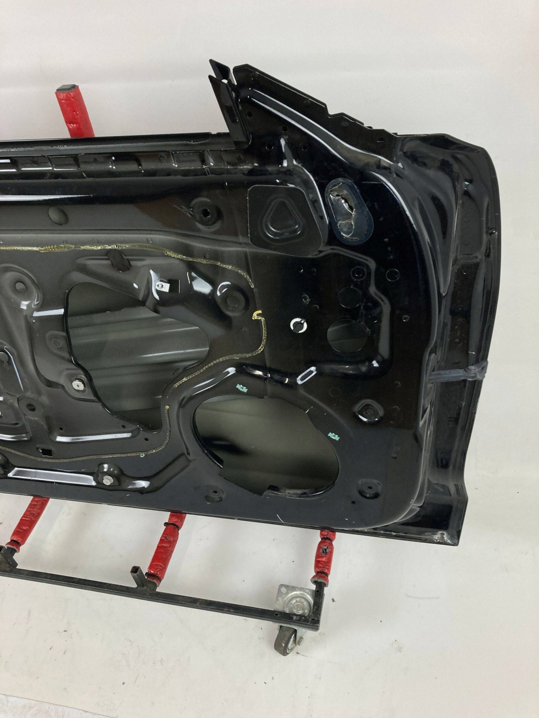 Chevrolet Camaro door left driver´s 2016-2024 OEM