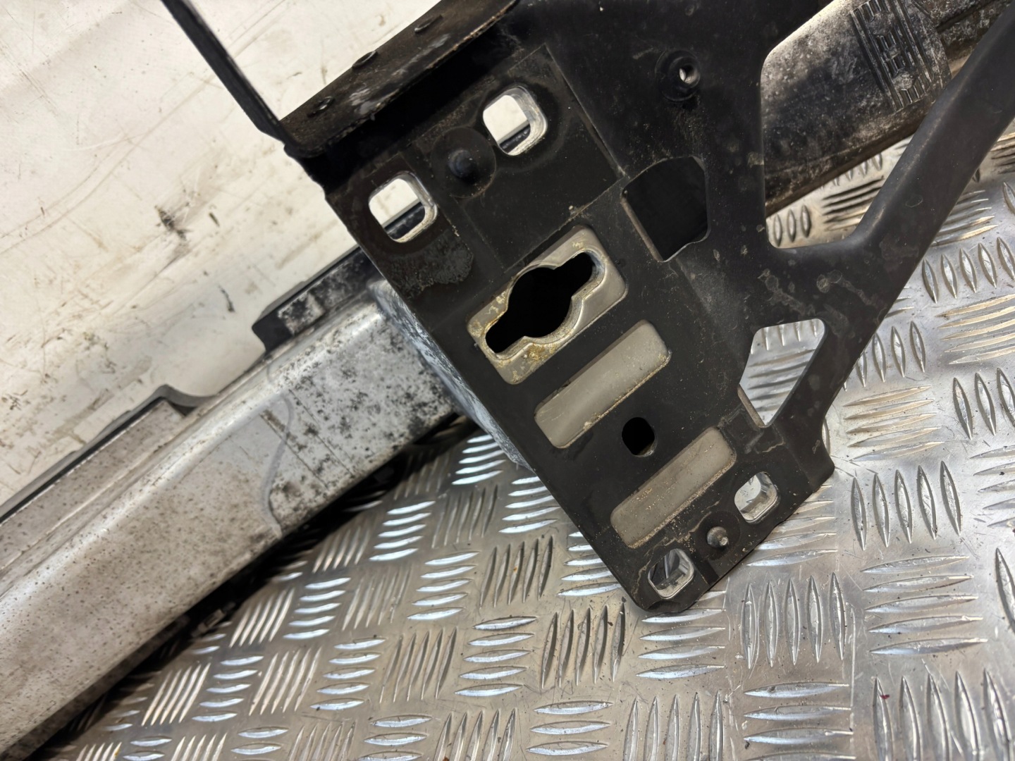 stoßstangenträger vorne BMW E61 7033696