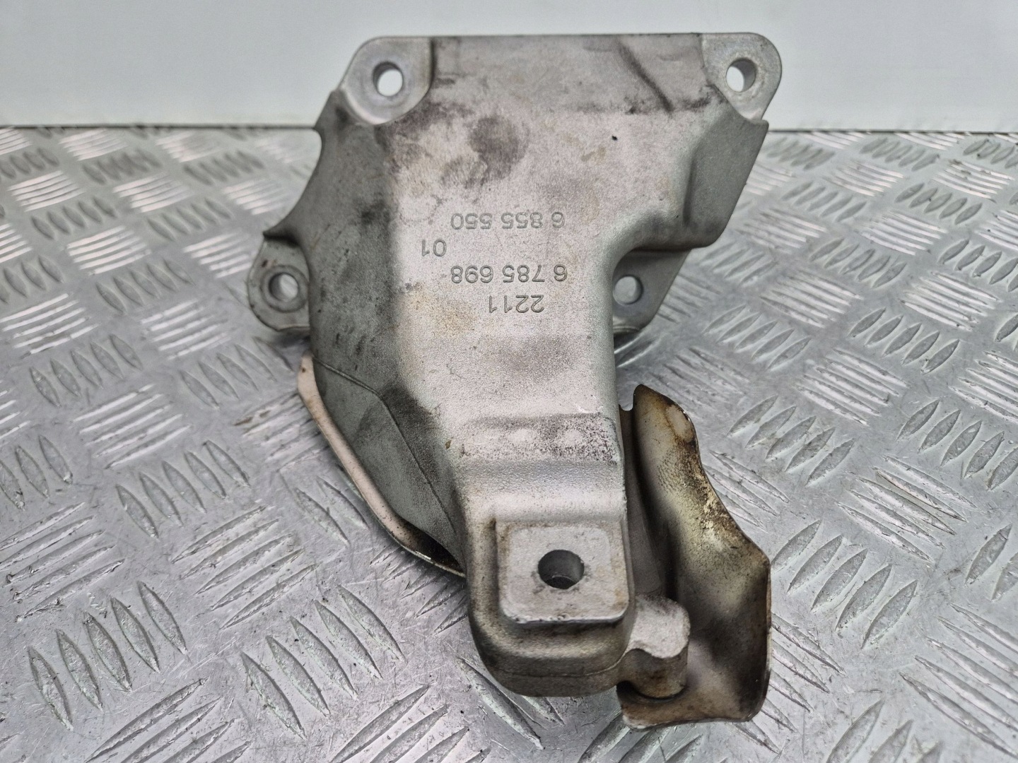 engine mount BMW X1 E84 20i 6785698 N20B20A