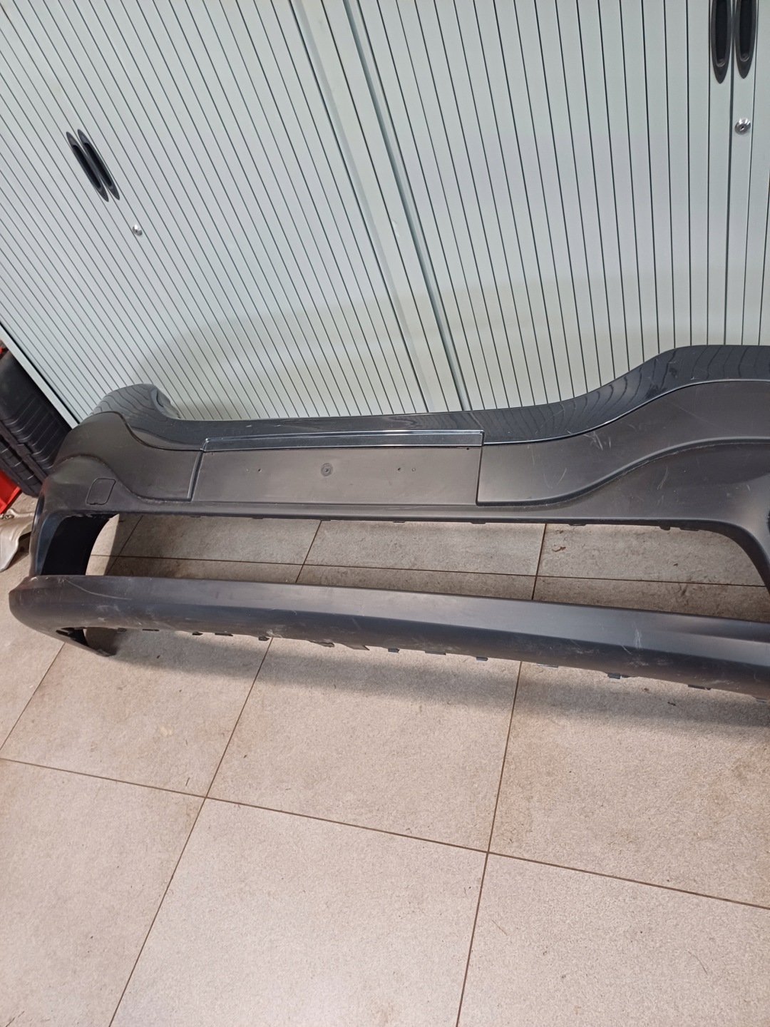 nárazník predok predný RENAULT TRAFIC 3 III 620223380R