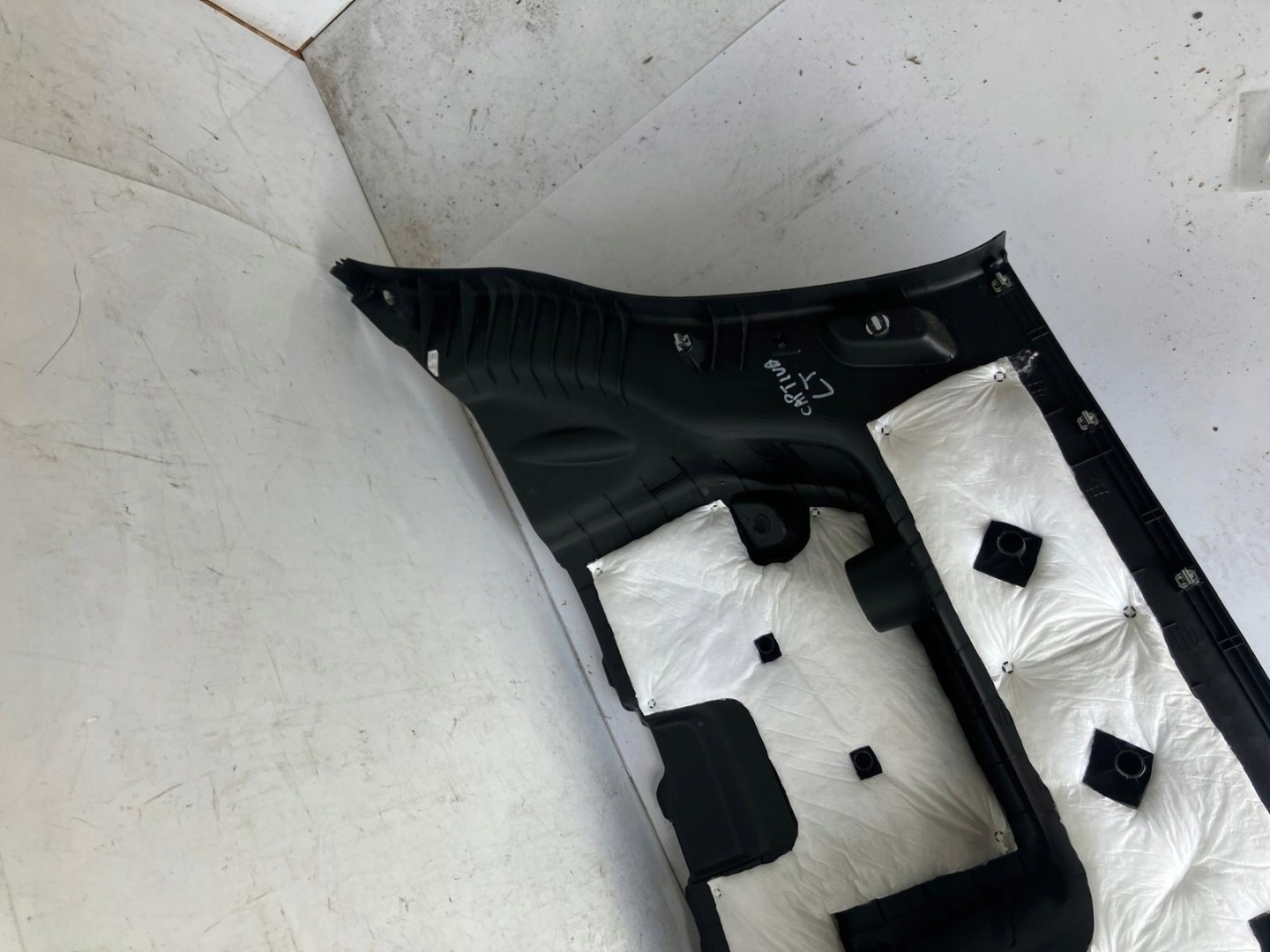 boot upholstery CHEVROLET CAPTIVA left