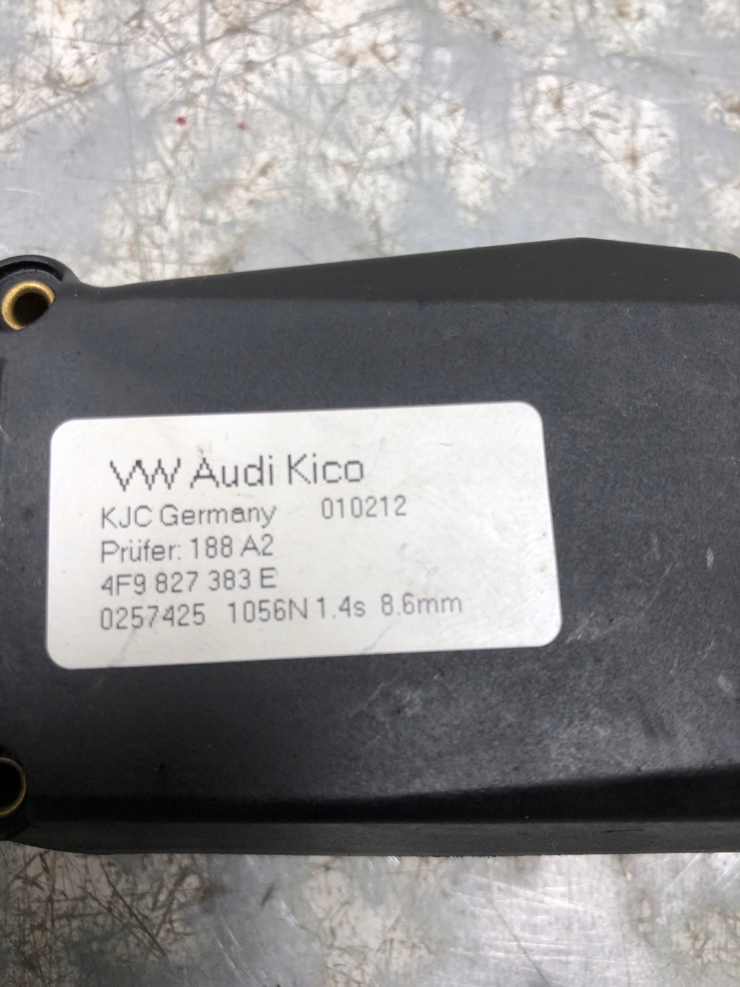 lock DOCIAG bonnet AUDI Q5 4F9827383E