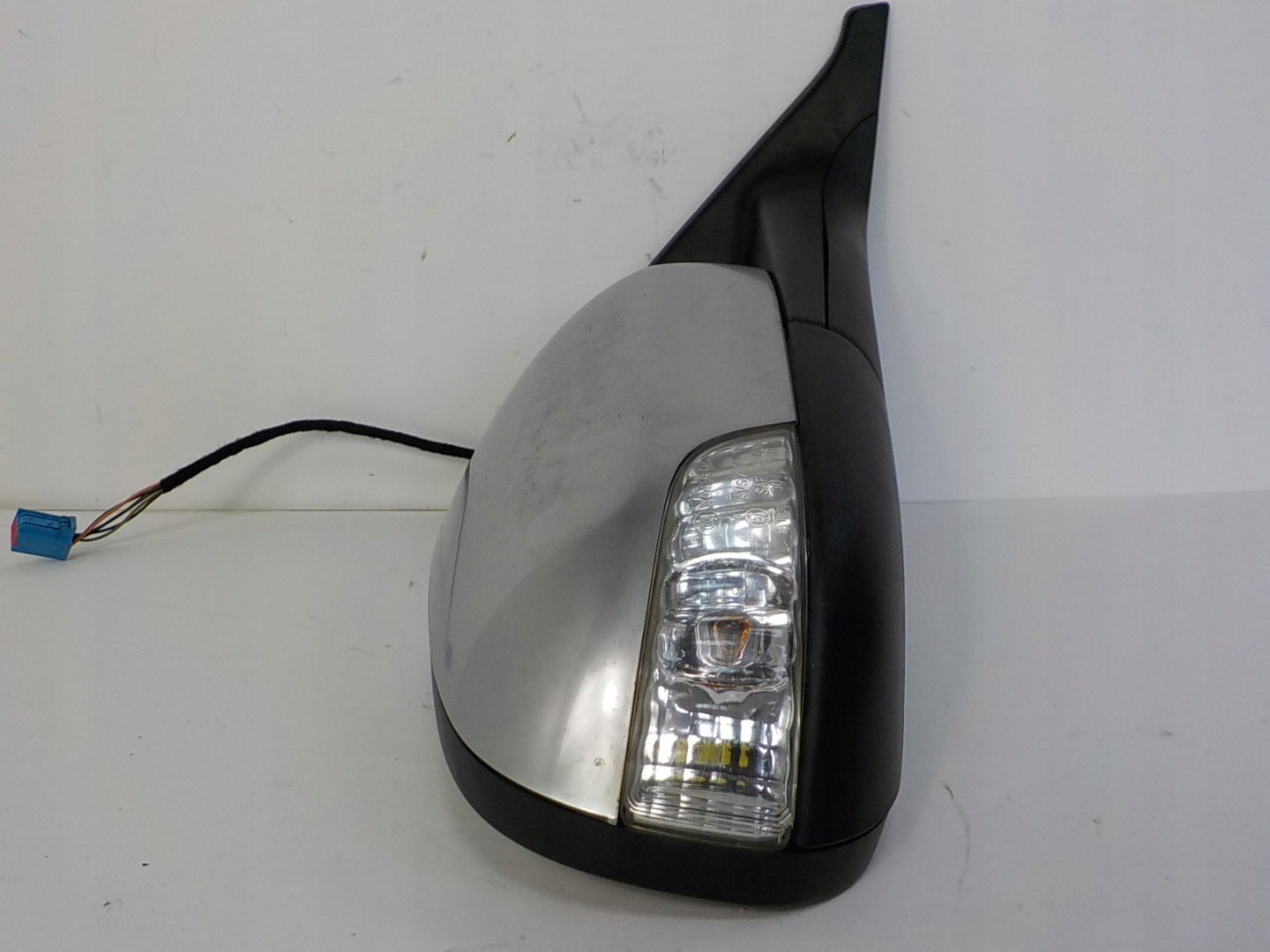 K823 VOLVO S40 II V50 mirror exterior right 5P