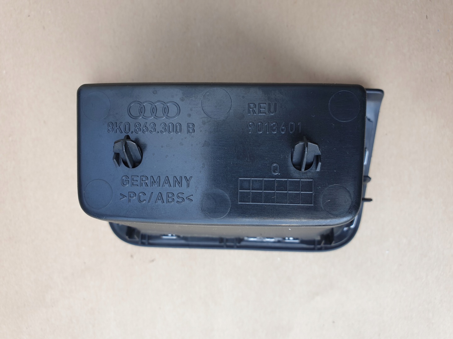 passenger compartment plato tunnel middle rear part AUDI A4 B8 8K A5 8T OE EU