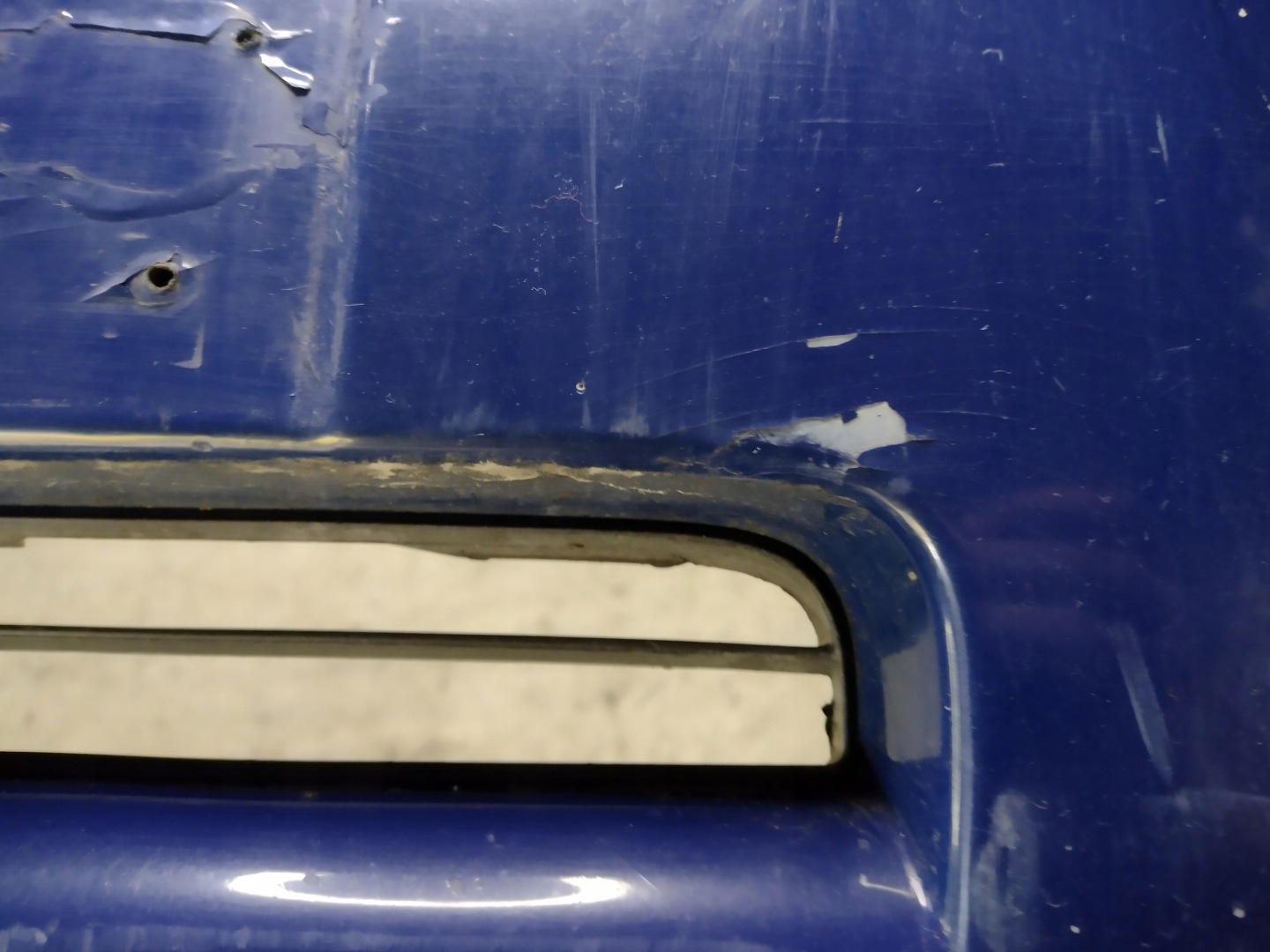 Frontstoßstange Toyota Corolla E12 3D k: 8Q4