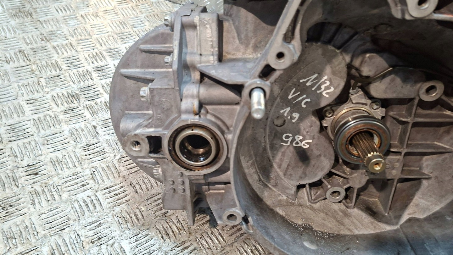 Getriebe M32 OPEL VECTRA C SIGNUM 1.9 CDTI 2004
