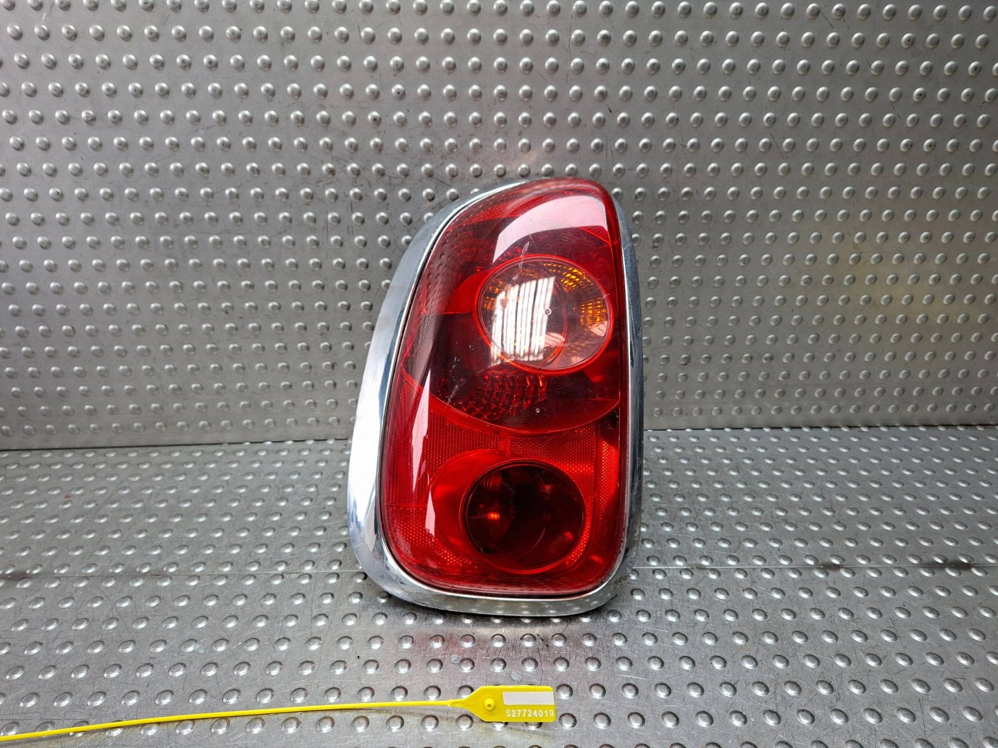 light rear part left MINI COOPER COUNTRYMAN R60 10-16 EU 9808149
