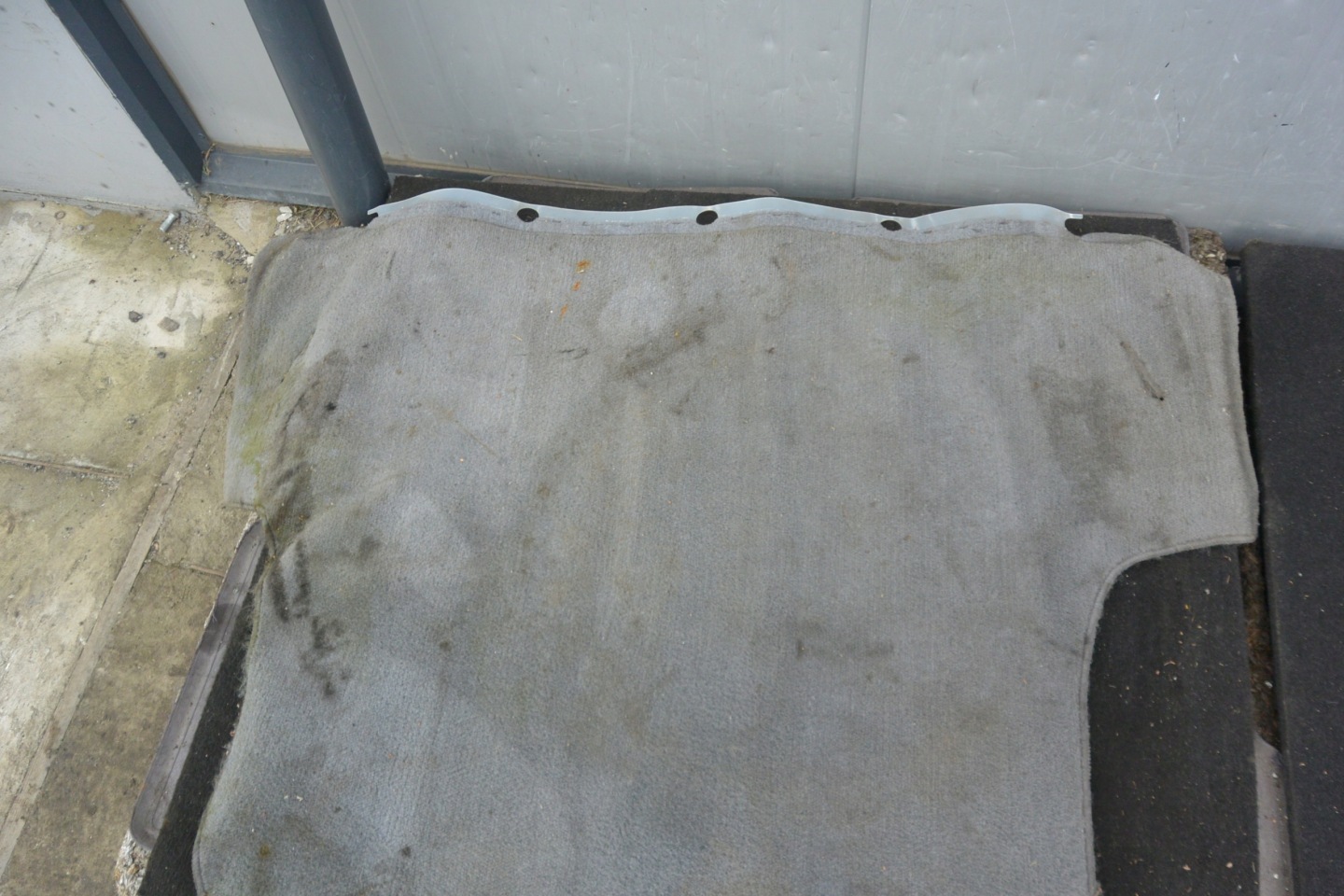 mats boot floor TOYOTA 4RUNNER II
