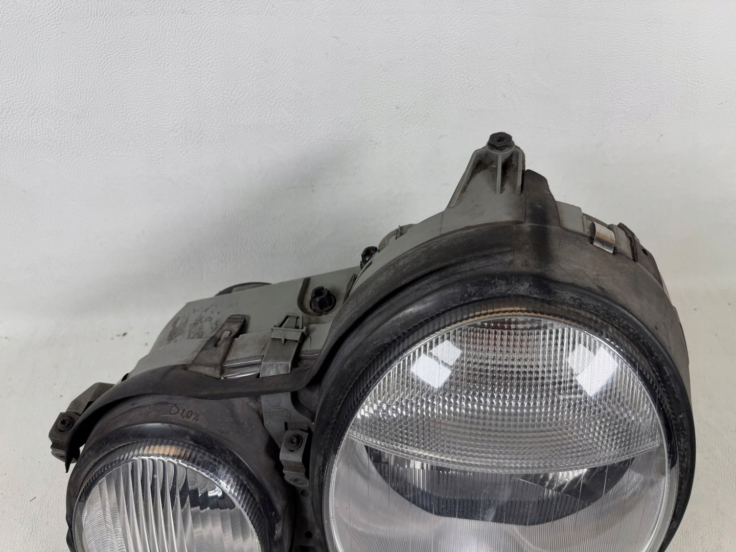 Mercedes E W210 95- light left front front Xenon