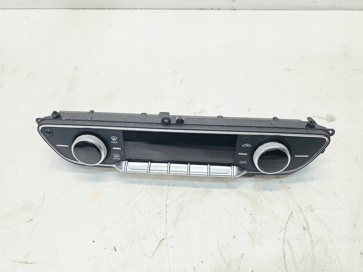 commande de climatisation de chauffage KLIMATRONIK AUDI A4 B9 A5 8W 8W0820043S