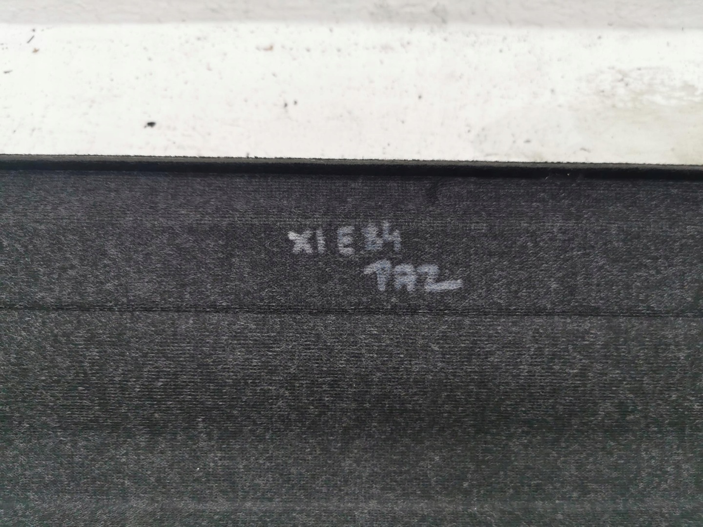 plato boot rear BMW X1 E84 / LCI 09-15