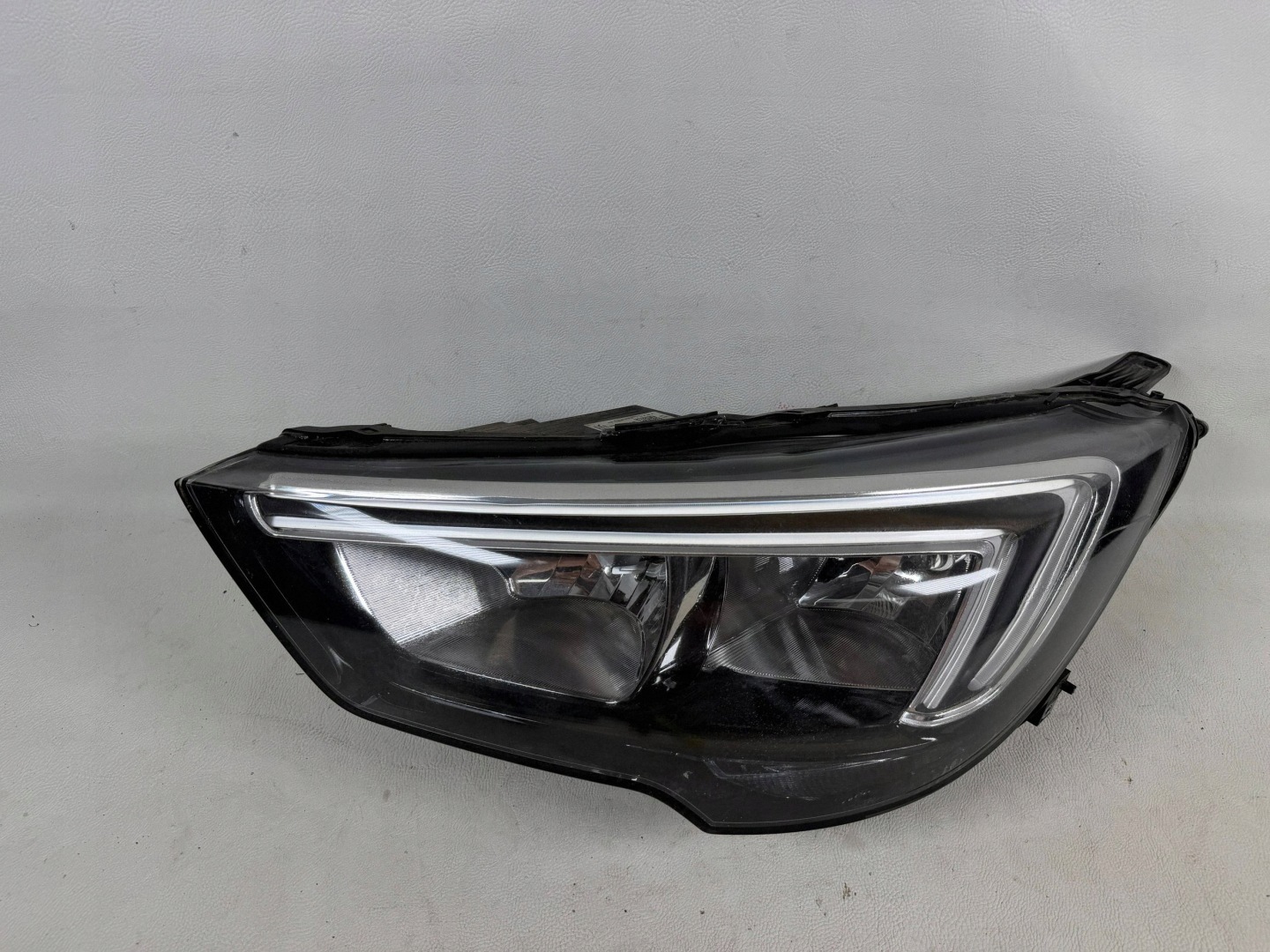 Opel Crossland X Full LED 17- light left front front