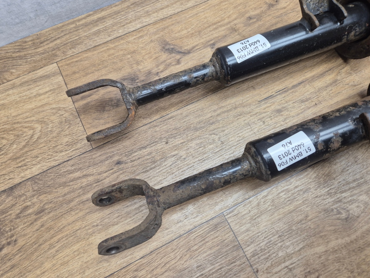 BMW F06 shock absorbers front front KOMPLET plus springs OBNIZAJACE VMAXX