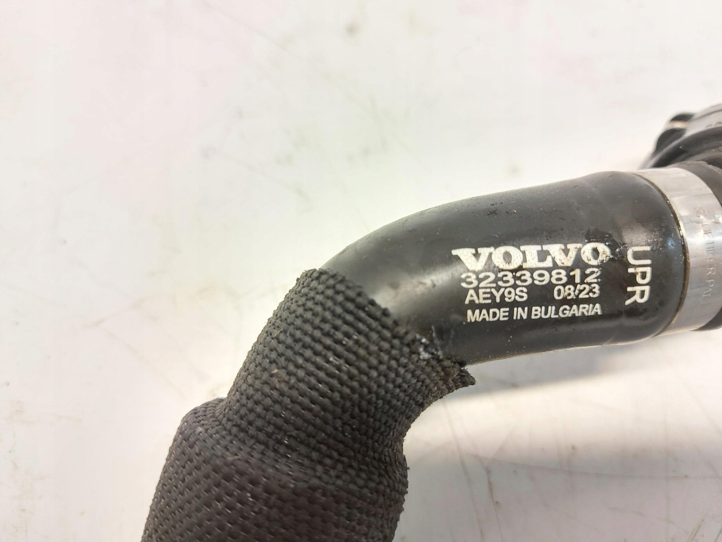 VOLVO XC40 LIFT prijenos cijev vode 32339812