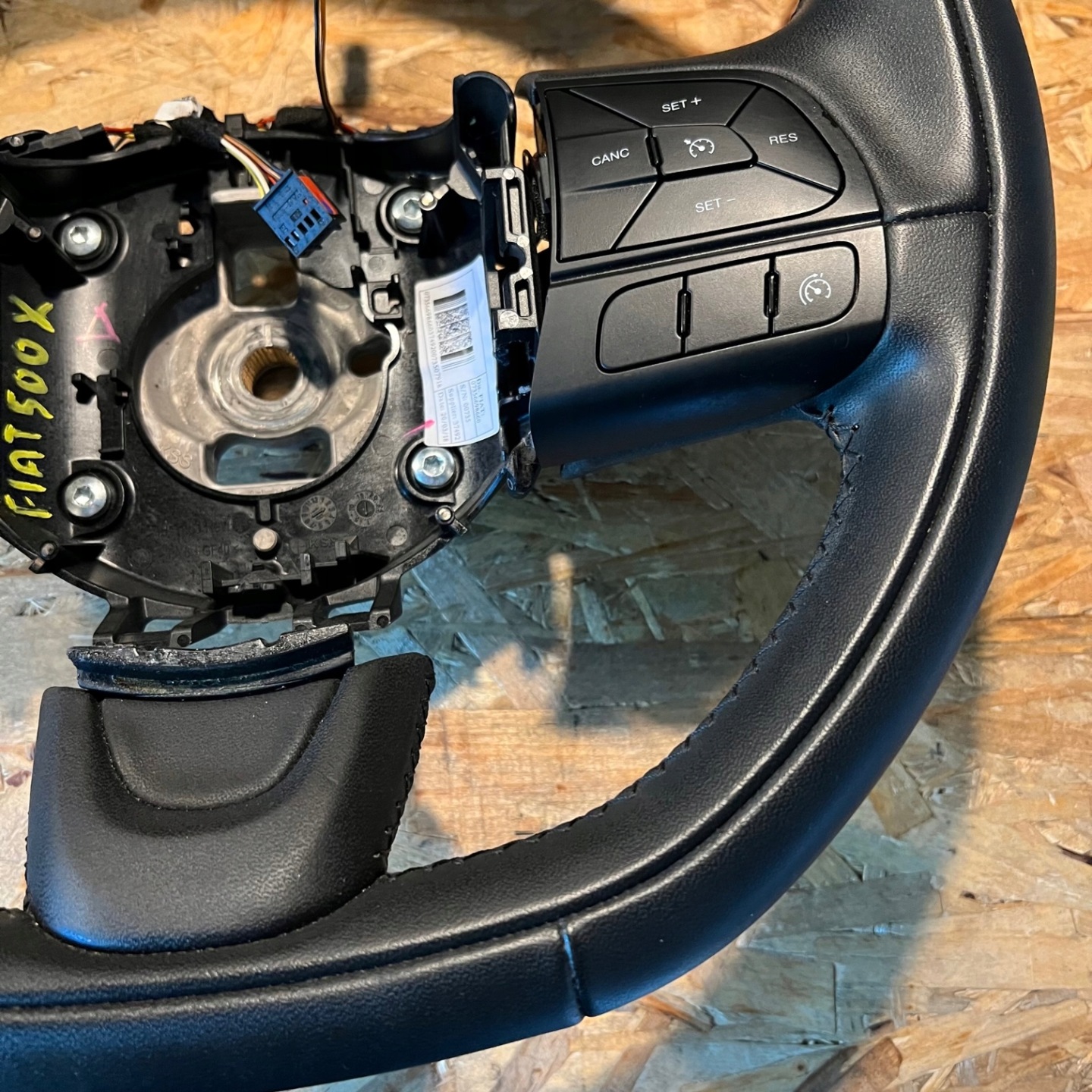 LENKRAD, MULTIFUNKCJA FIAT 500X