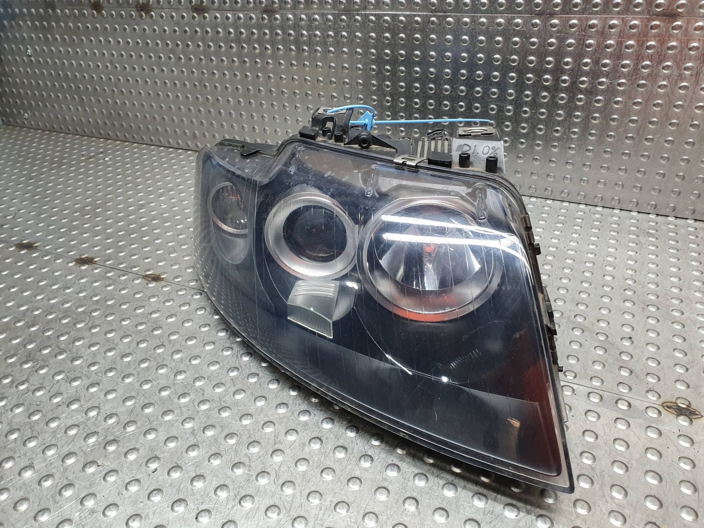 light REFLEKTOR right front 8H0941004A AUDI A4 B6 CABRIO NIE KLEJONA