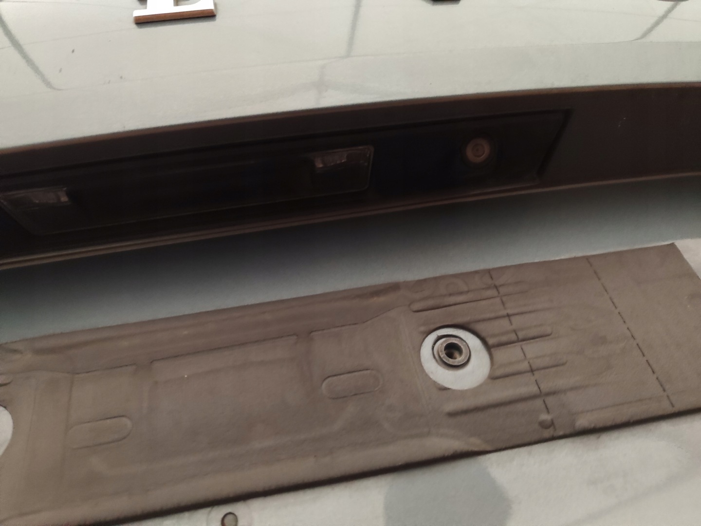 VOLVO XC60 II LIFT boot door rear