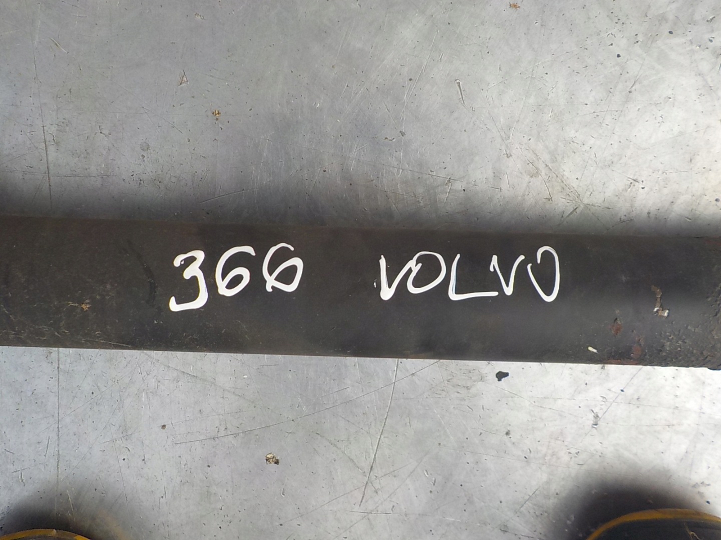 366 VOLVO XC90 e 2.4 ALBERO TRASMISSIONE 8689886