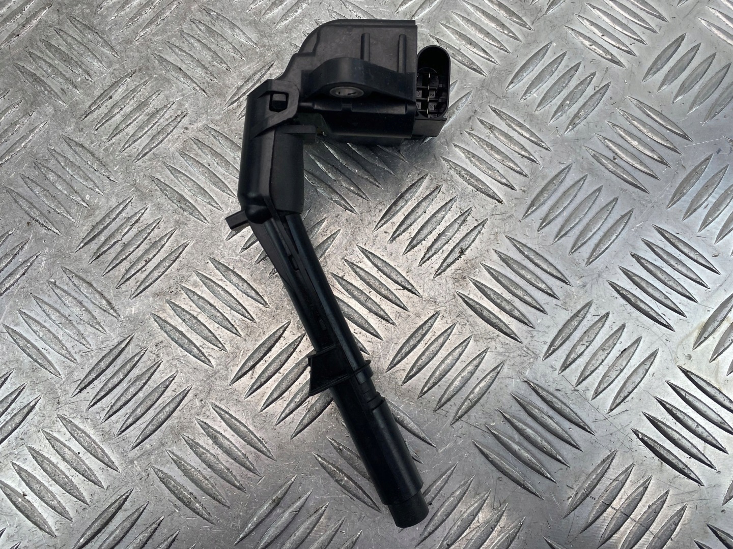 Mercedes CLA 200 W117 coil ignition A2701590042 M270.910
