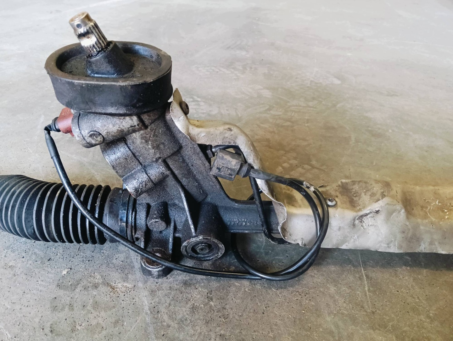 drag rod servo steering control Seat IBIZA III 6L 3D 1.4 16V TRW